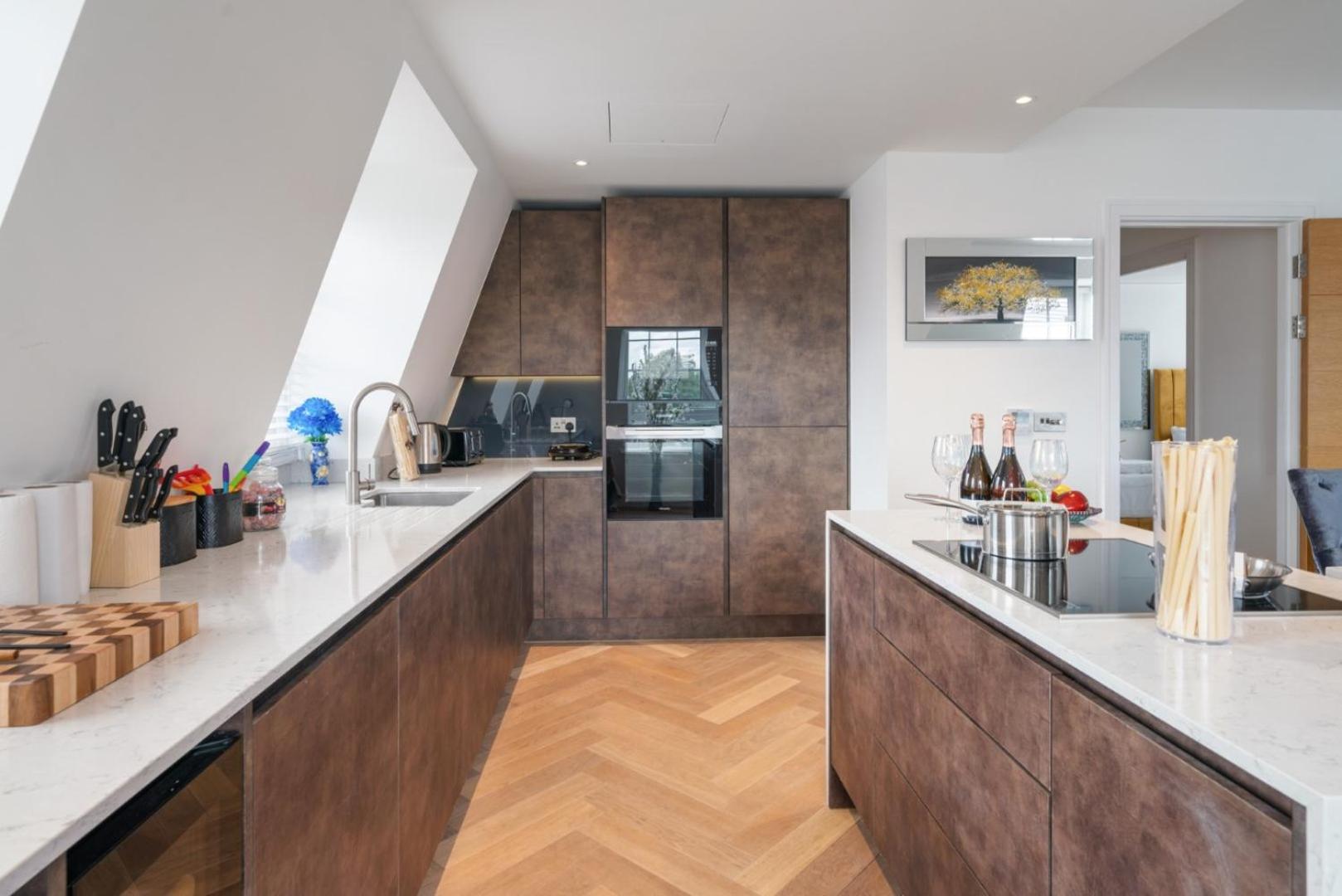 Elegant 3-Bedroom Penthouse In Marble Arch 70 Londen Buitenkant foto