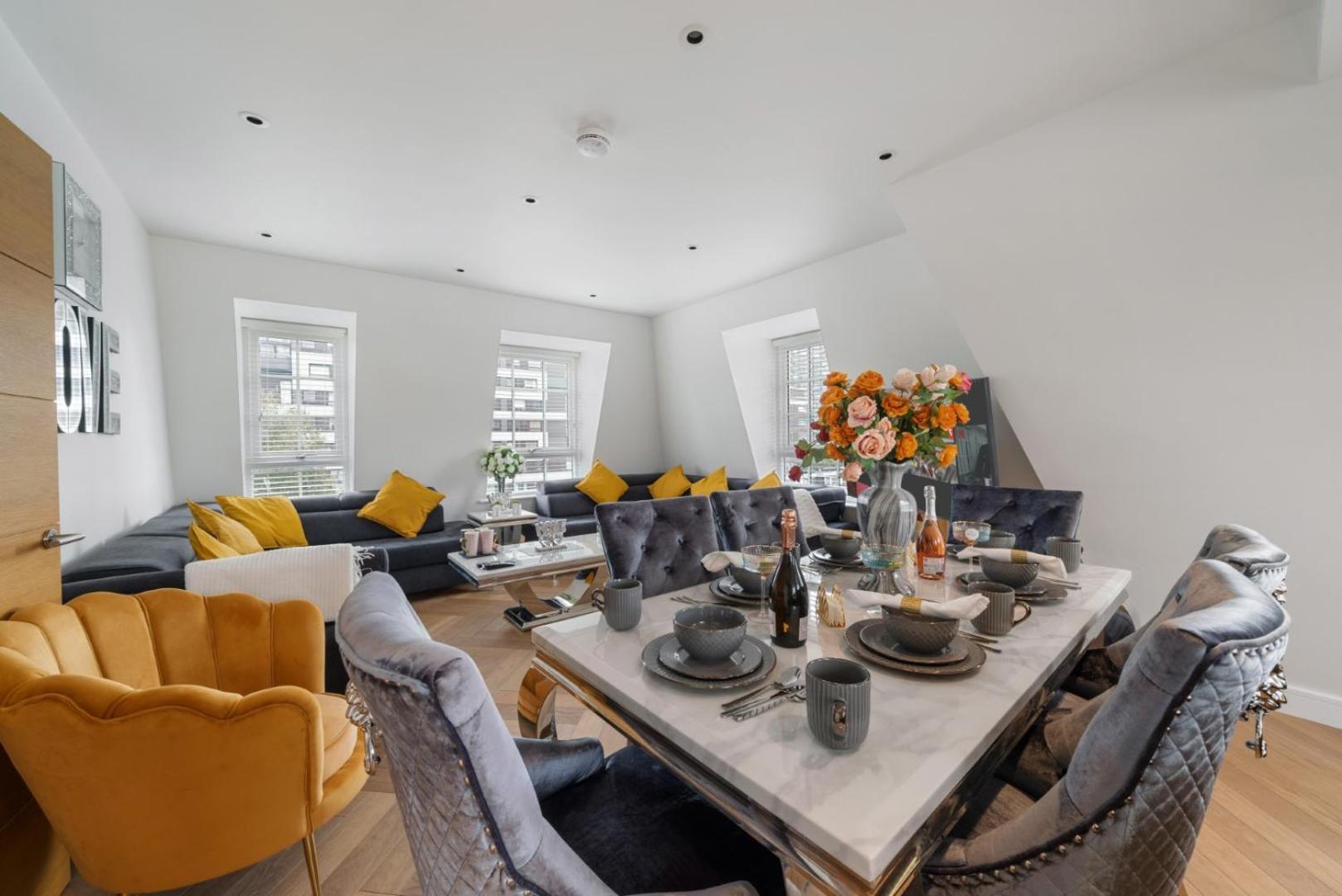 Elegant 3-Bedroom Penthouse In Marble Arch 70 Londen Buitenkant foto