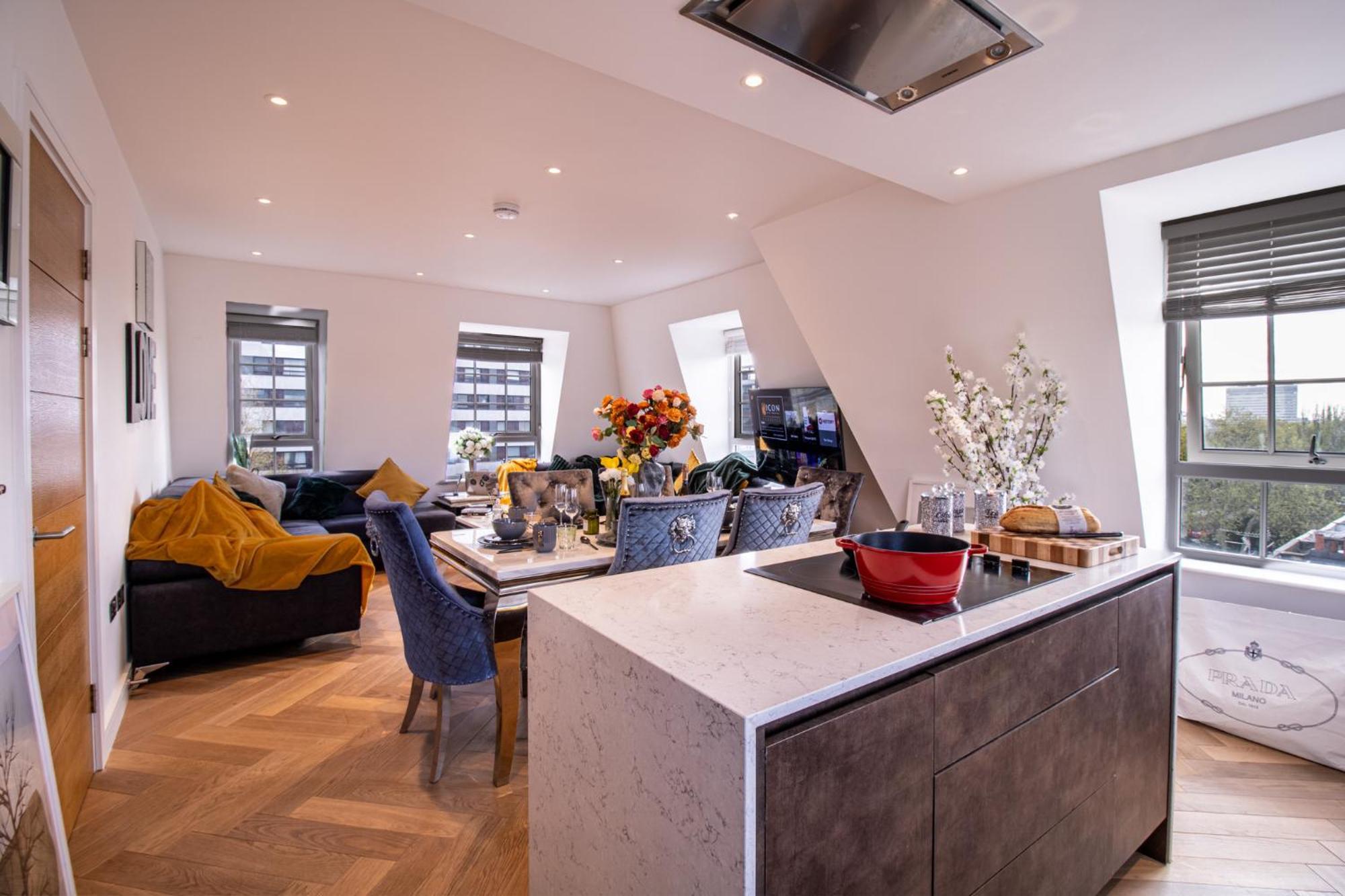 Elegant 3-Bedroom Penthouse In Marble Arch 70 Londen Buitenkant foto