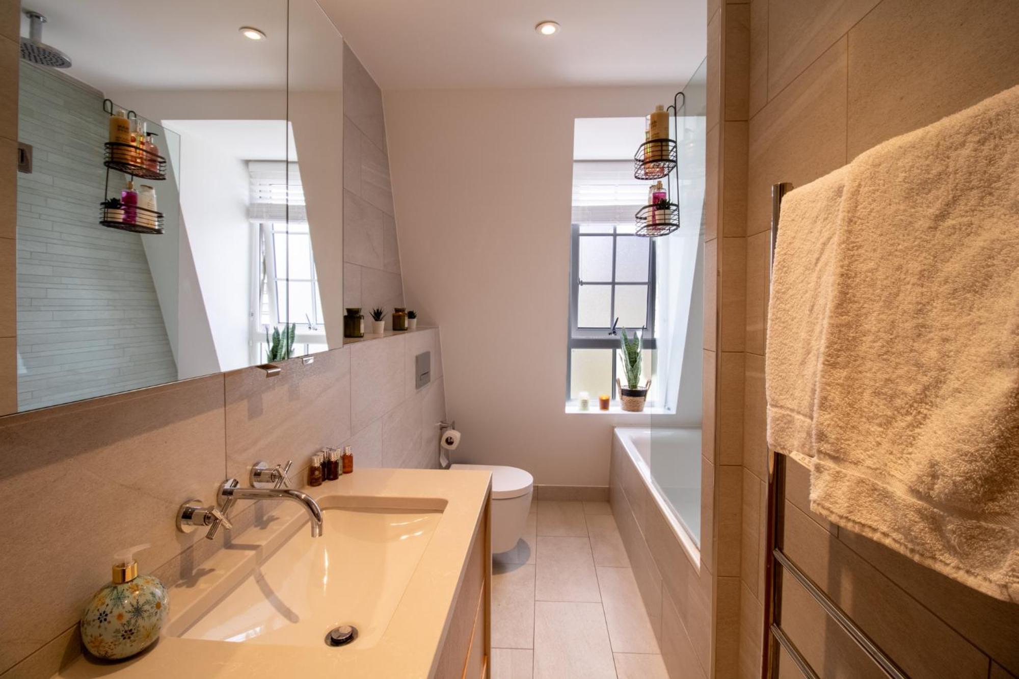 Elegant 3-Bedroom Penthouse In Marble Arch 70 Londen Buitenkant foto